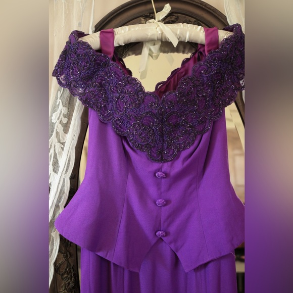 Vintage 80s Purple Sparkle Lace Peplum Dress - Picture 4 of 11